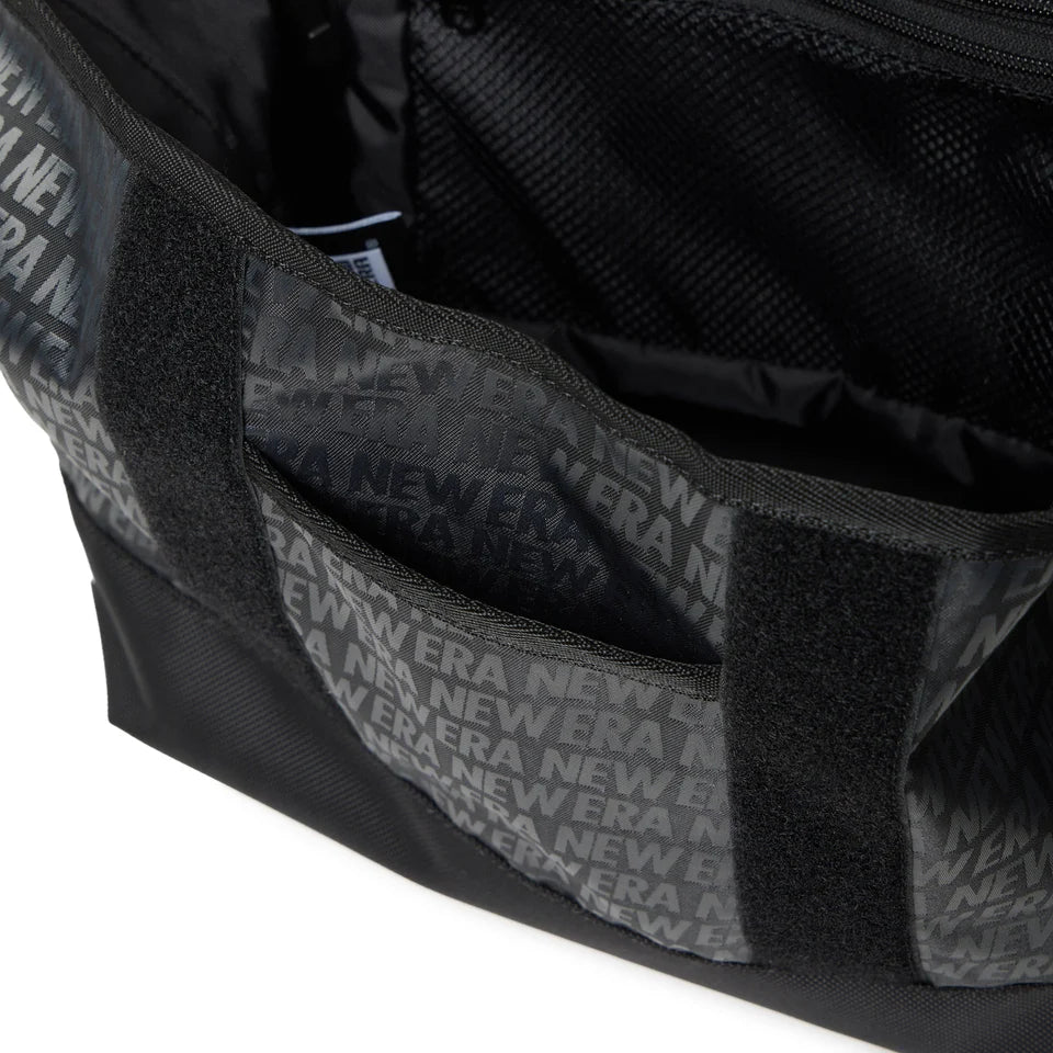 New Era Jacquard Logo 9L Black Shoulder Bag