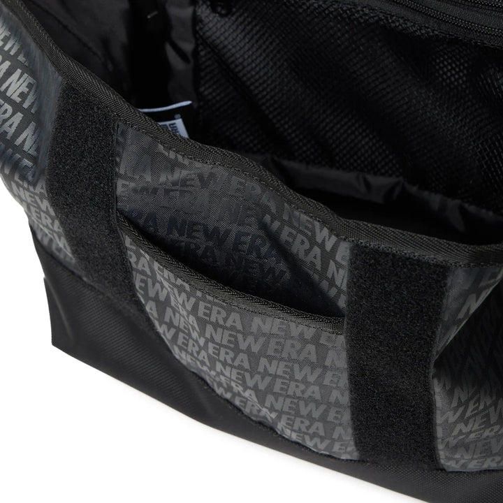 New Era Jacquard Logo 9L Black Shoulder Bag