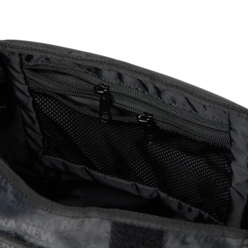 New Era Jacquard Logo 9L Black Shoulder Bag