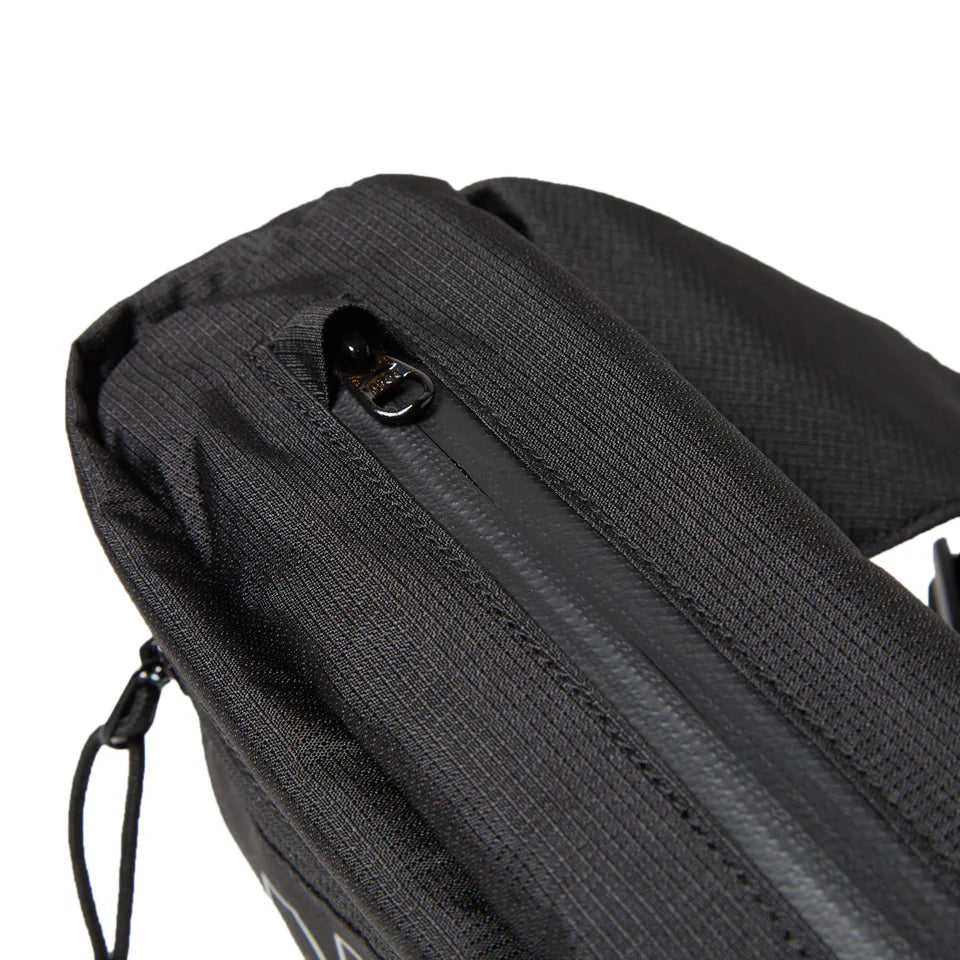 New Era printed logo 3L Black Explorer Waist Bag