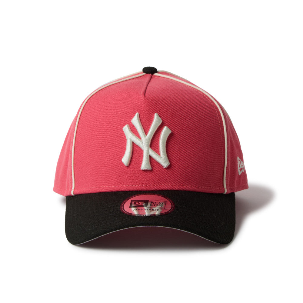 9FORTY A-Frame New York Yankees MLB Piping 2-Tone Coral Black Snapback