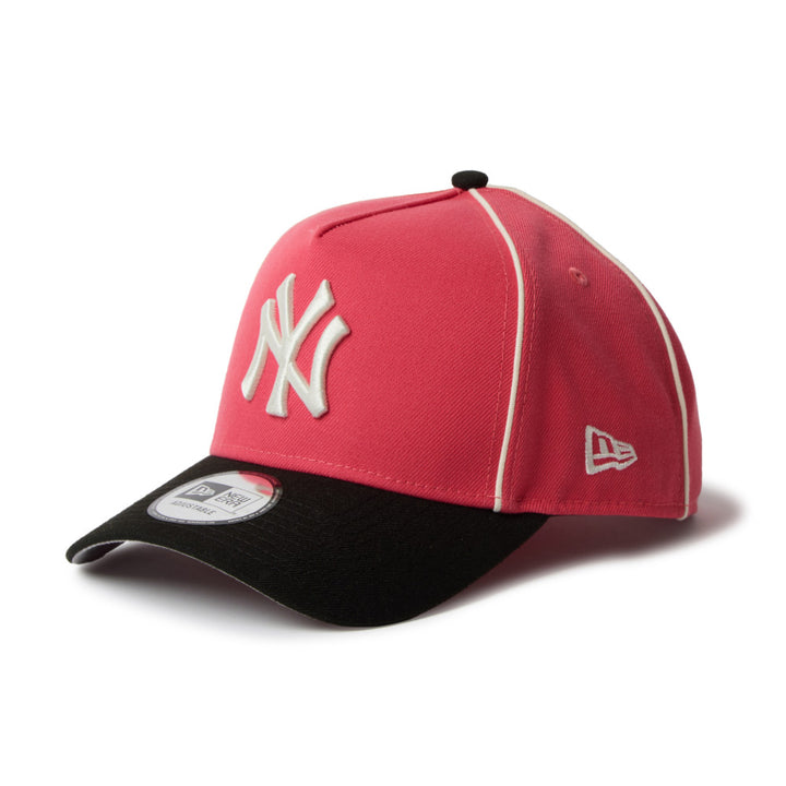 9FORTY A-Frame New York Yankees MLB Piping 2-Tone Coral Black Snapback