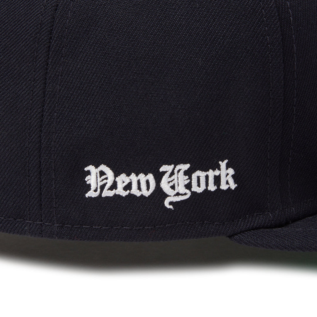 59FIFTY New York Yankees MLB Old English Navy Fitted
