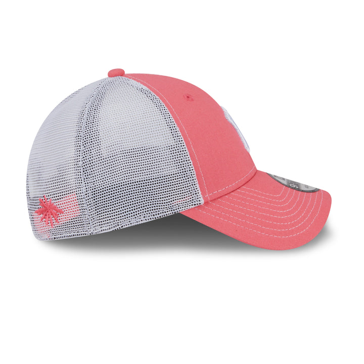 9FORTY Trucker New York Yankees Resort Blush Adjustable