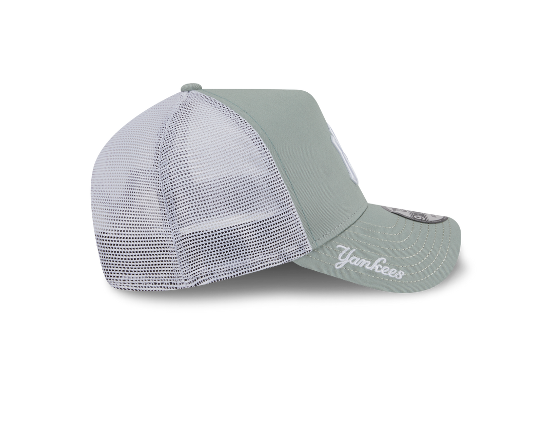 9FORTY A-Frame Trucker New York Yankees Color Era Everest Green Snapback