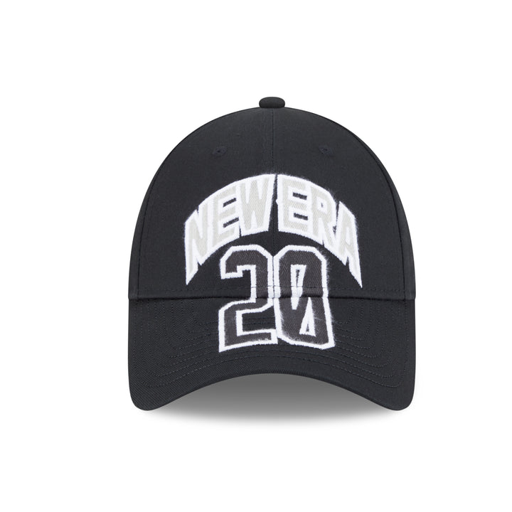 9FORTY New Era Street Archived Cross Panels Black Adjustable