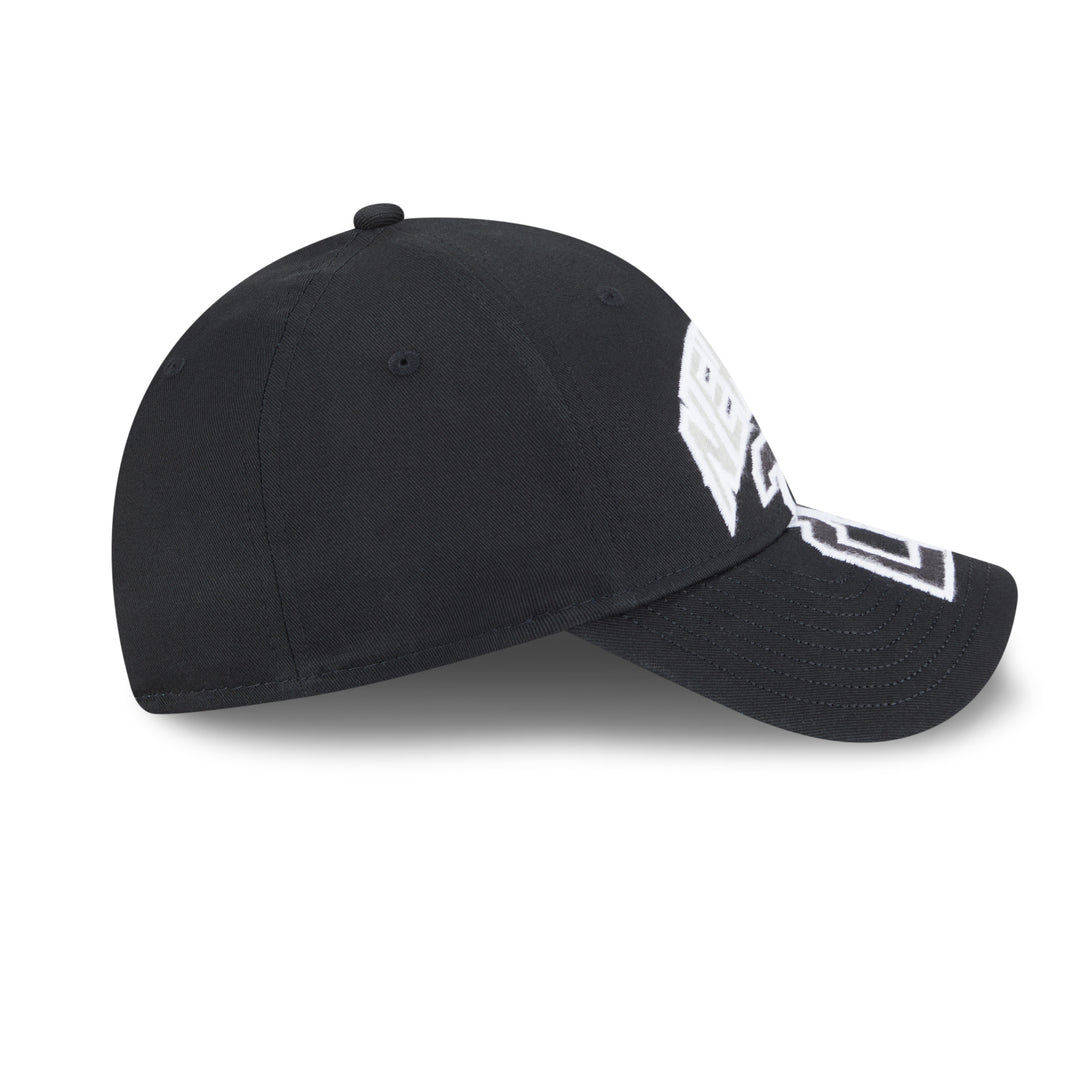 9FORTY New Era Street Archived Cross Panels Black Adjustable