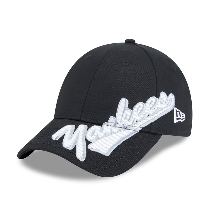9FORTY New York Yankees Mix League Cross Panels Black Adjustable