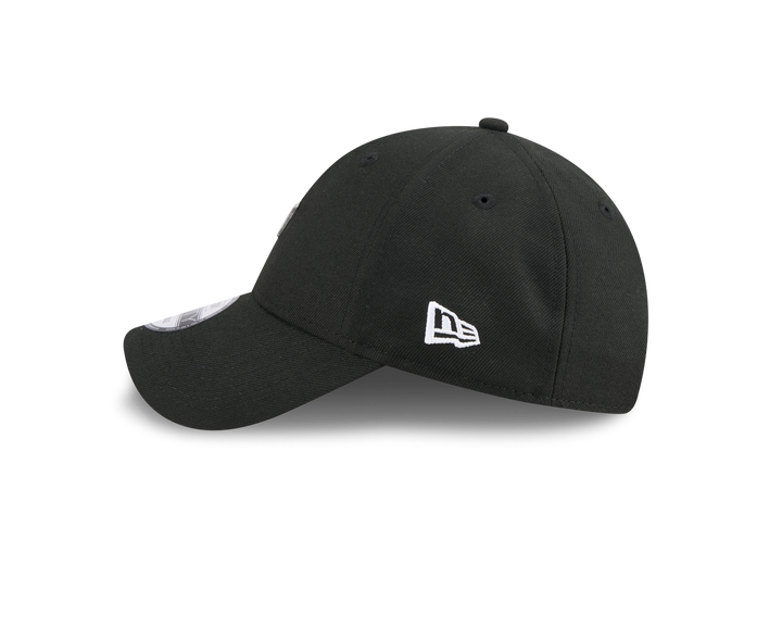 9FORTY New York Yankees Mini Rough Metal Badge Black Adjustable