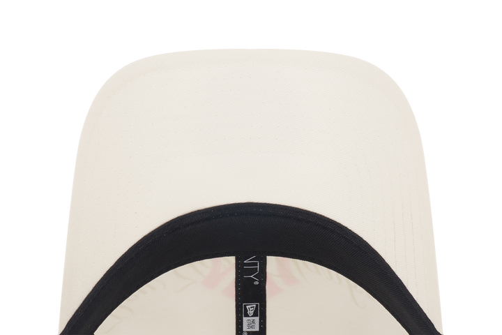 9TWENTY New York Yankees Jelly Chrome White Adjustable