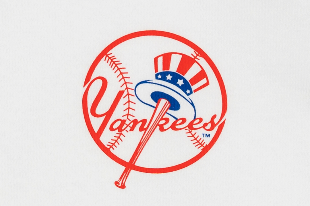 New York Yankees Graphic Pack White Short Sleeve T-Shirt