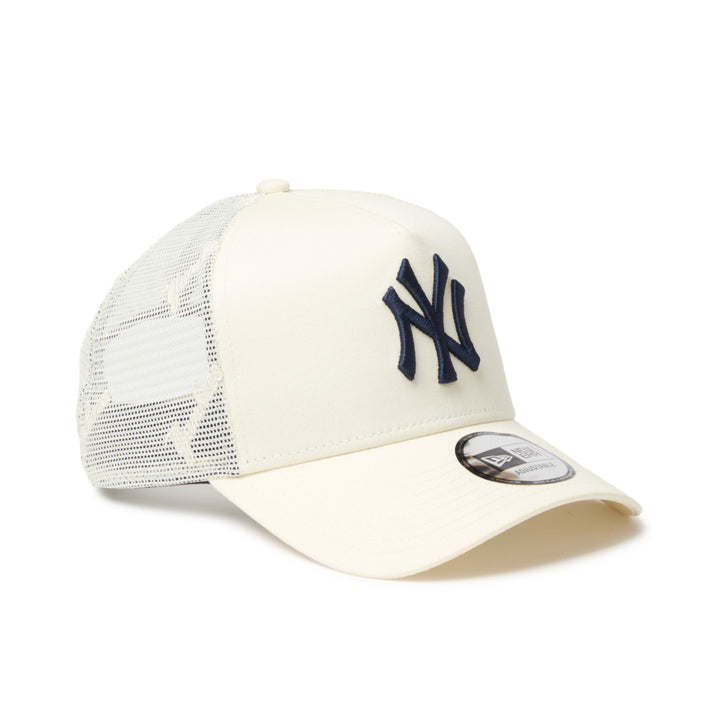 9FORTY A-Frame Trucker New York Yankees Embroidered Mesh Chrome White Snapback