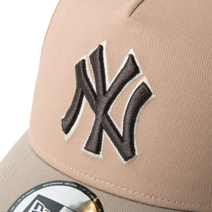 9FORTY A-Frame New York Yankees Mocha Mousse Timeless Torpe Adjustable