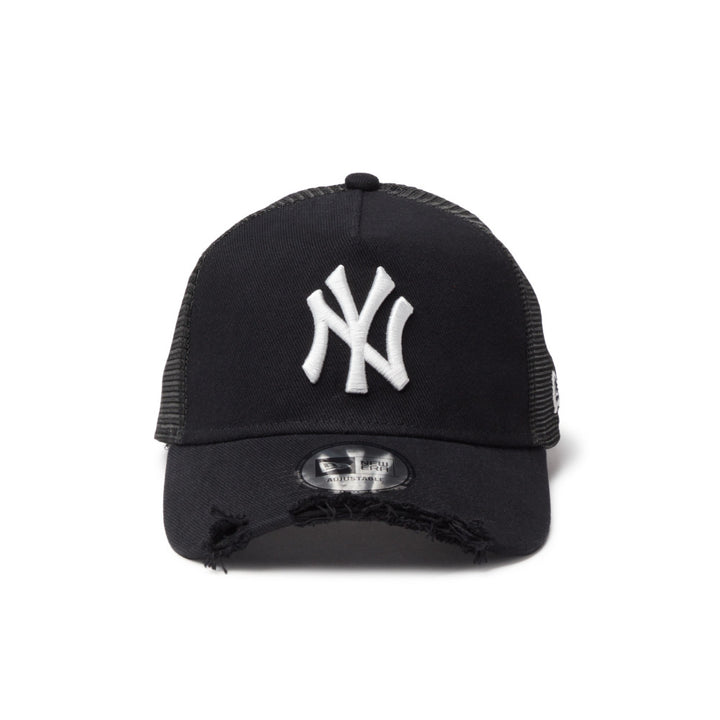 9FORTY A-Frame Trucker New York Yankees Damaged Twill Black Snapback
