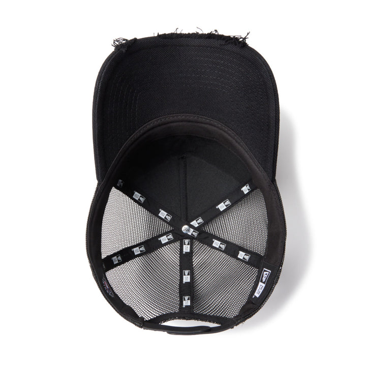 9FORTY A-Frame Trucker New York Yankees Damaged Twill Black Snapback