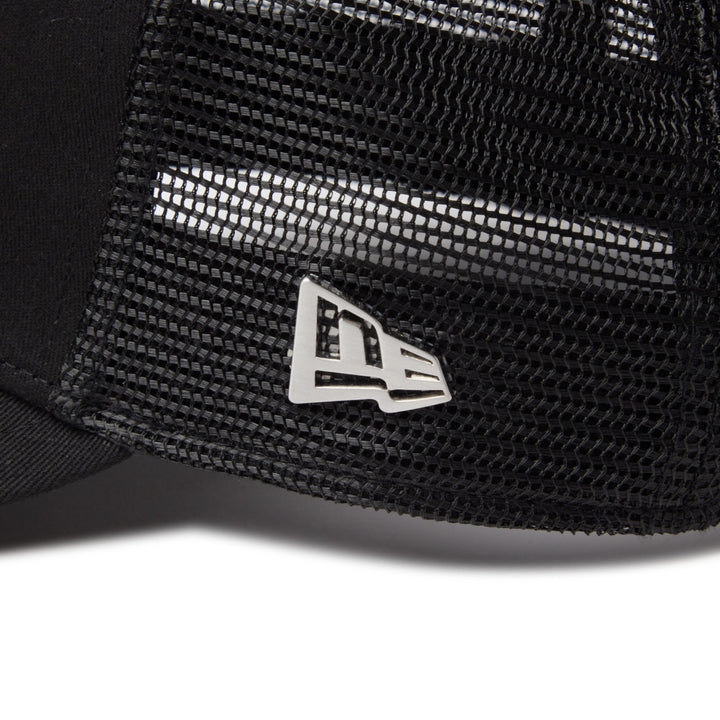 9FORTY A-Frame Trucker Metal Flag Black Silver Snapback