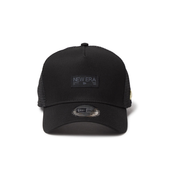 9FORTY A-Frame Trucker Metal Flag Black Gold Snapback