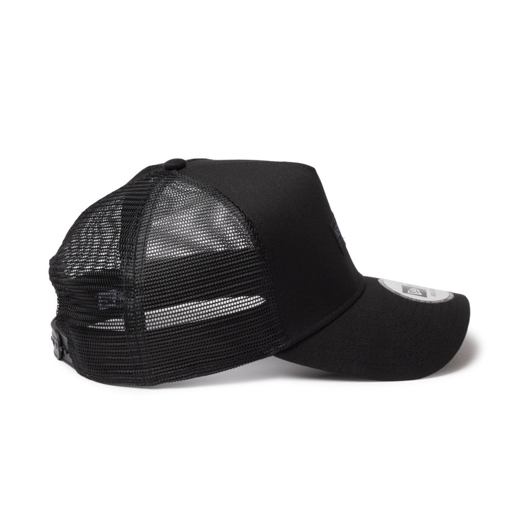 9FORTY A-Frame Trucker Metal Flag Black Gold Snapback