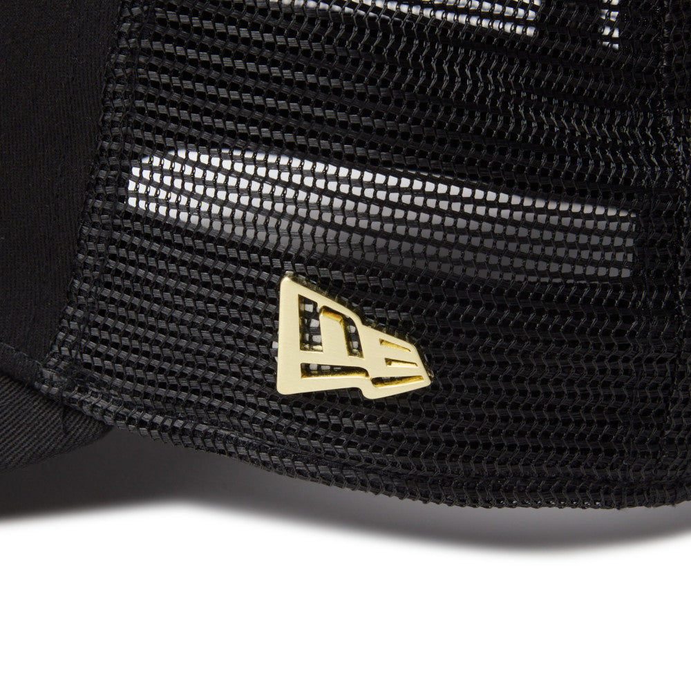 9FORTY A-Frame Trucker Metal Flag Black Gold Snapback