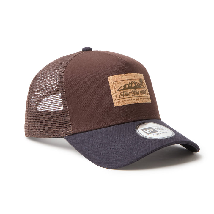 9FORTY A-Frame Trucker Duck Cork Patch 2-Tone Burntwood Visor Navy Snapback