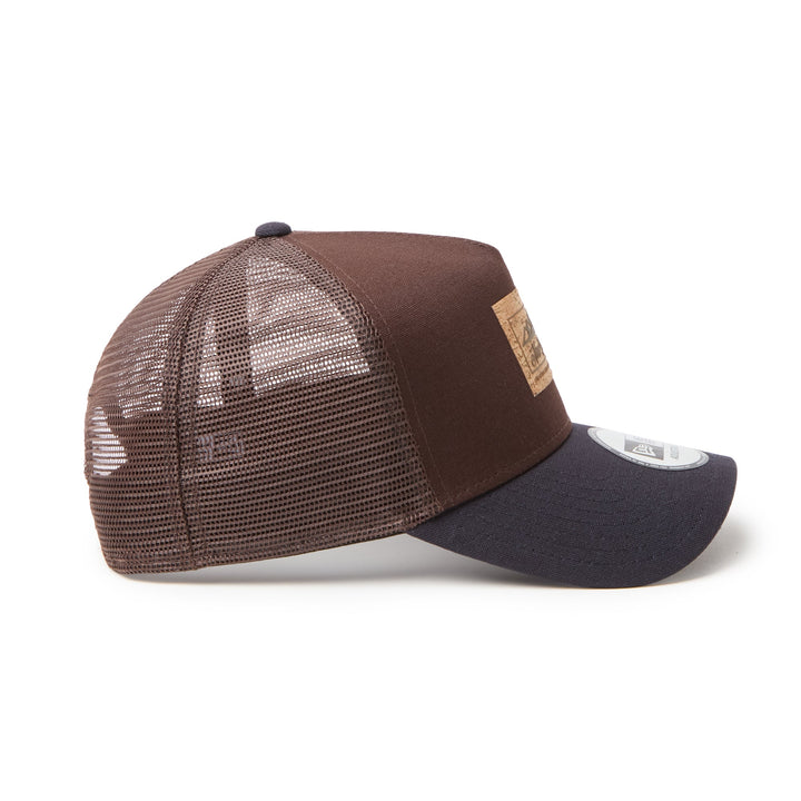 9FORTY A-Frame Trucker Duck Cork Patch 2-Tone Burntwood Visor Navy Snapback