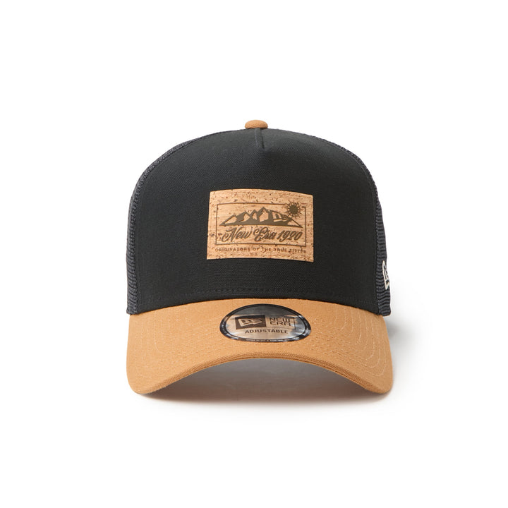 9FORTY A-Frame Trucker Duck Cork Patch 2-Tone Light Bronze Visor Black Snapback