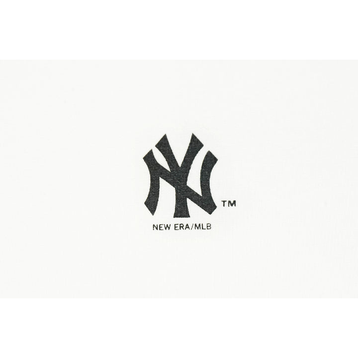New York Yankees Spray Paint White Short Sleeve T-Shirt
