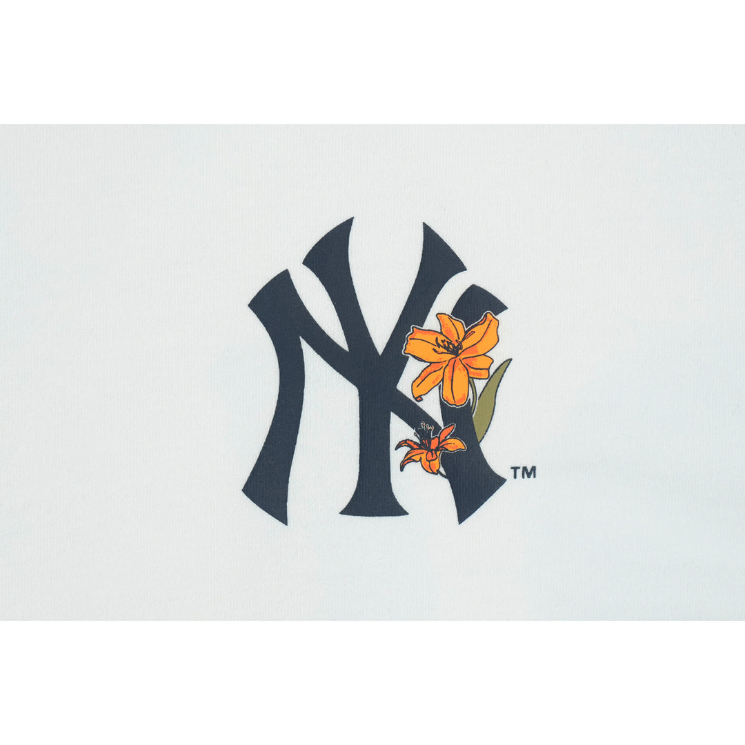 New York Yankees Floral White Short Sleeve T-Shirt