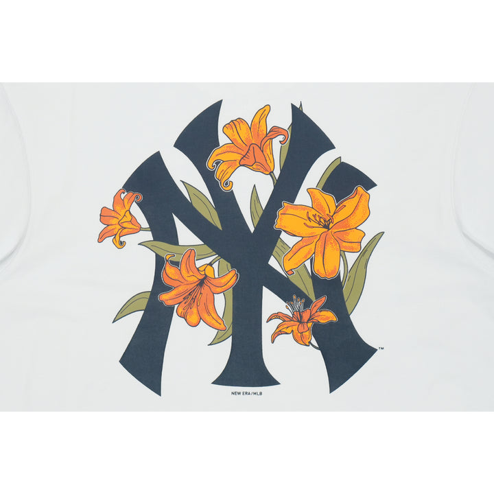 New York Yankees Floral White Short Sleeve T-Shirt