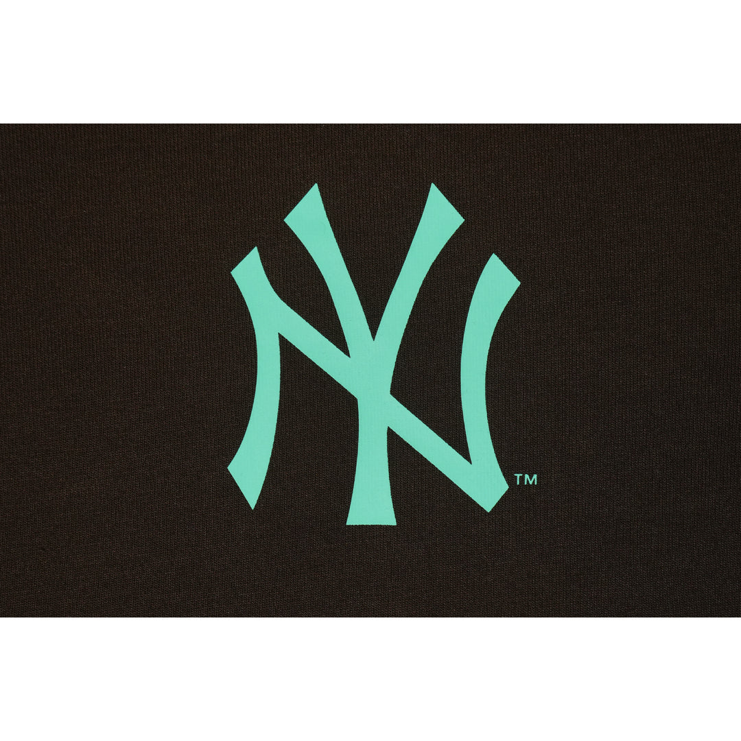 New York Yankees Mint Chocolate Pack Chocolate Short Sleeve T-Shirt