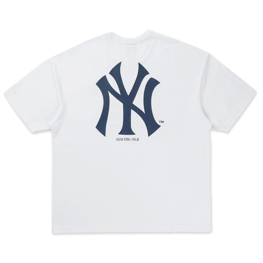 New York Yankees New Era Fan Fam White Oversized Short Sleeve T-Shirt