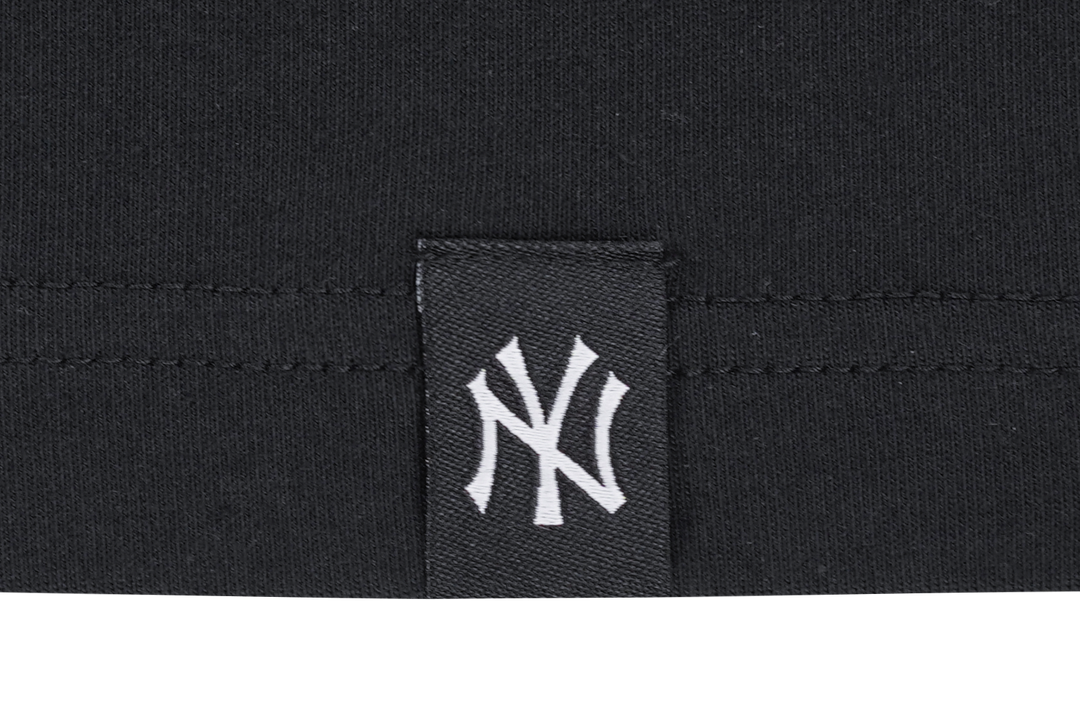 New York Yankees Glow in the Dark Black Oversized Short Sleeve T-Shirt