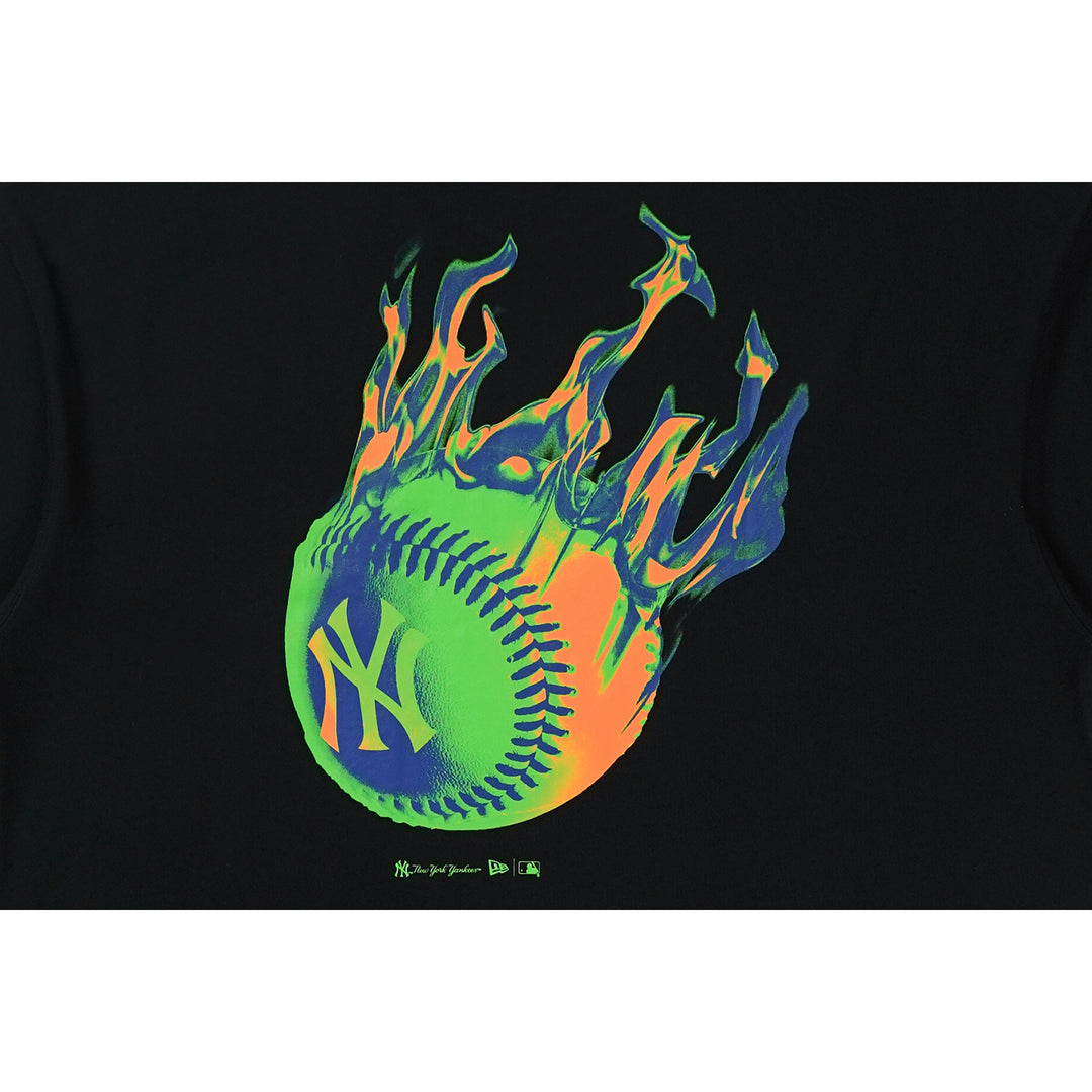 New York Yankees Assorted Graphic Black Oversized Short Sleeve T-Shirt