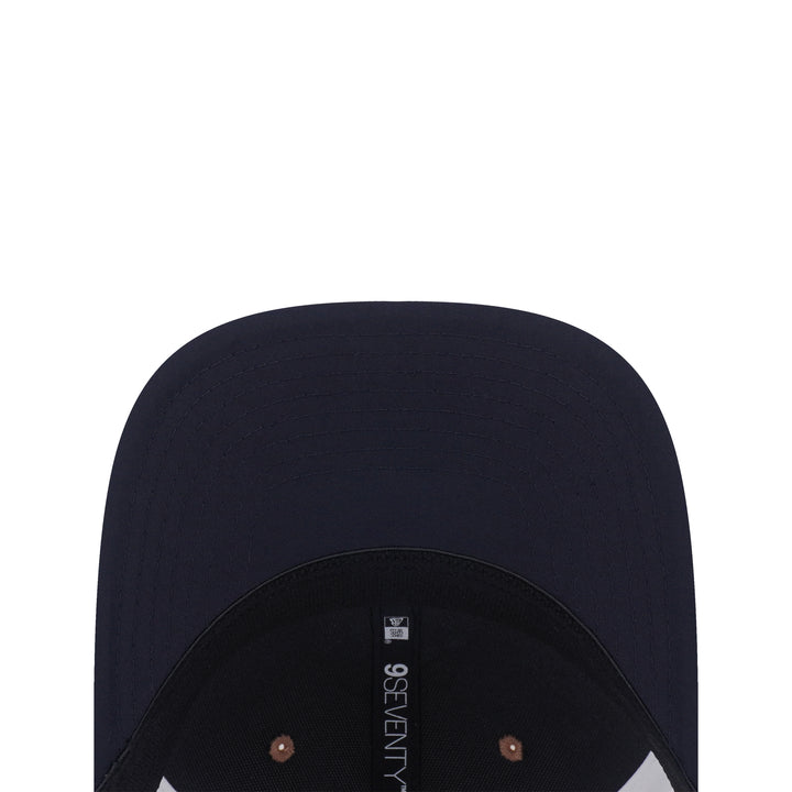 9SEVENTY Trucker New York Yankees 2-Tone Navy Visor Khaki Stretch Snapback