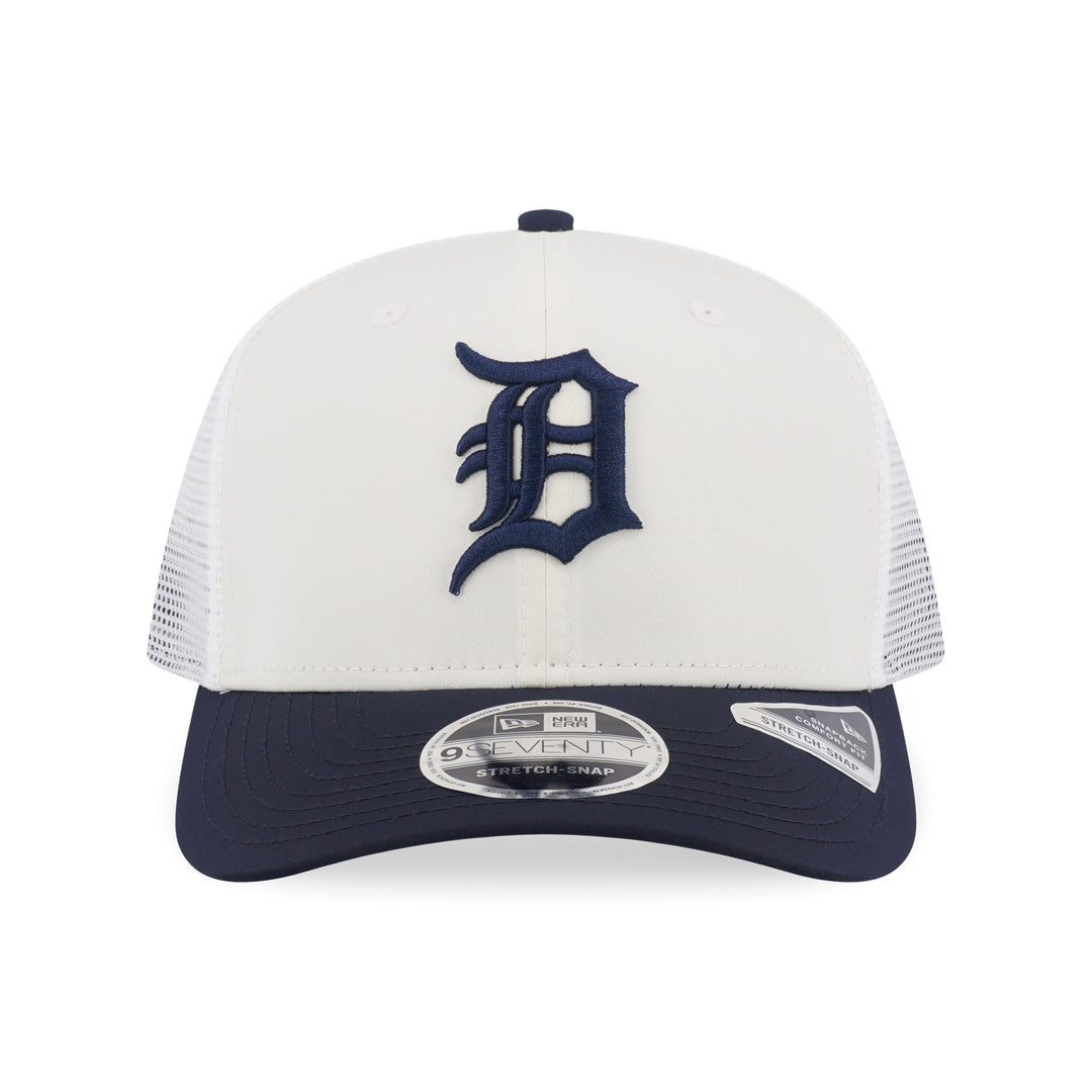 9SEVENTY Trucker Detroit Tigers 2-Tone Navy Visor Chrome White Stretch Snapback