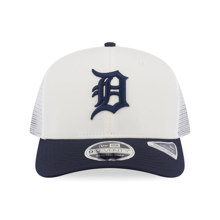 9SEVENTY Trucker Detroit Tigers 2-Tone Navy Visor Chrome White Stretch Snapback