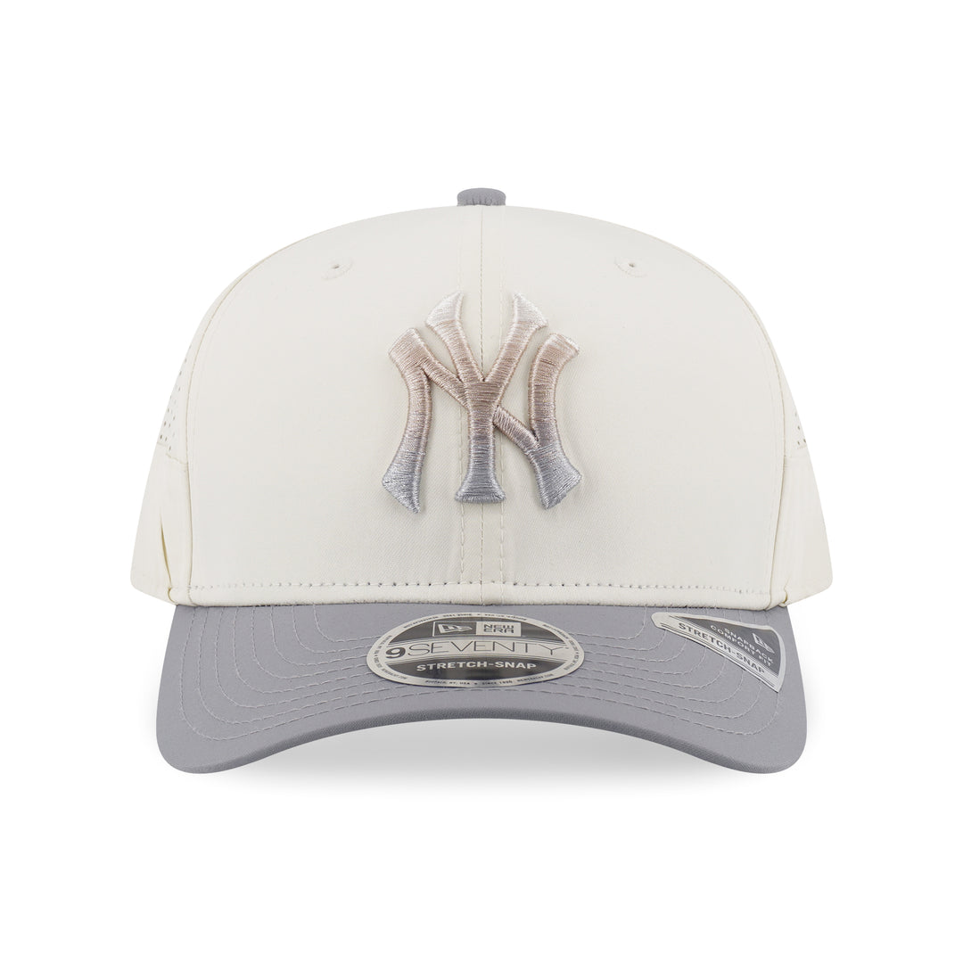 9SEVENTY New York Yankees Gradient 2-Tone Gray Visor Chrome White Stretch Snapback