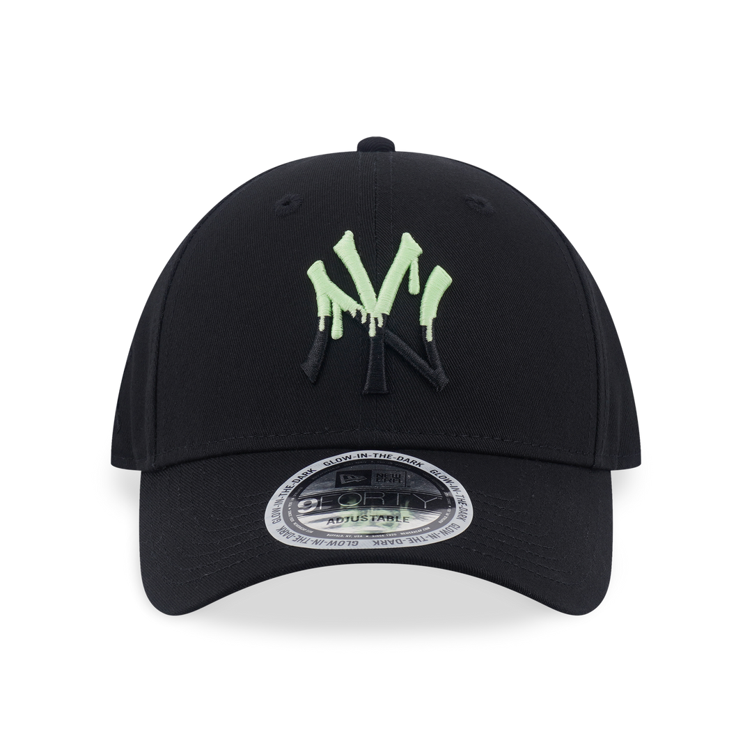 9FORTY New York Yankees Glow in the Dark Black Adjustable