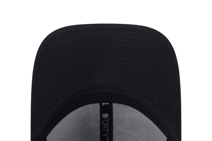 9FORTY New York Yankees Glow in the Dark Black Adjustable