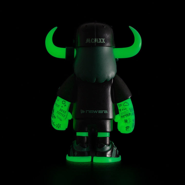 New Era 59FIFTY Day Glow-in-the-Dark FFALO Mini Buffalo Figurine 7cm