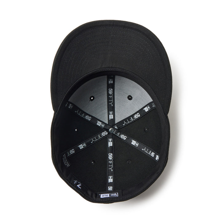 59FIFTY Pre-Curved New Era Brand Name Logo Black Fitted