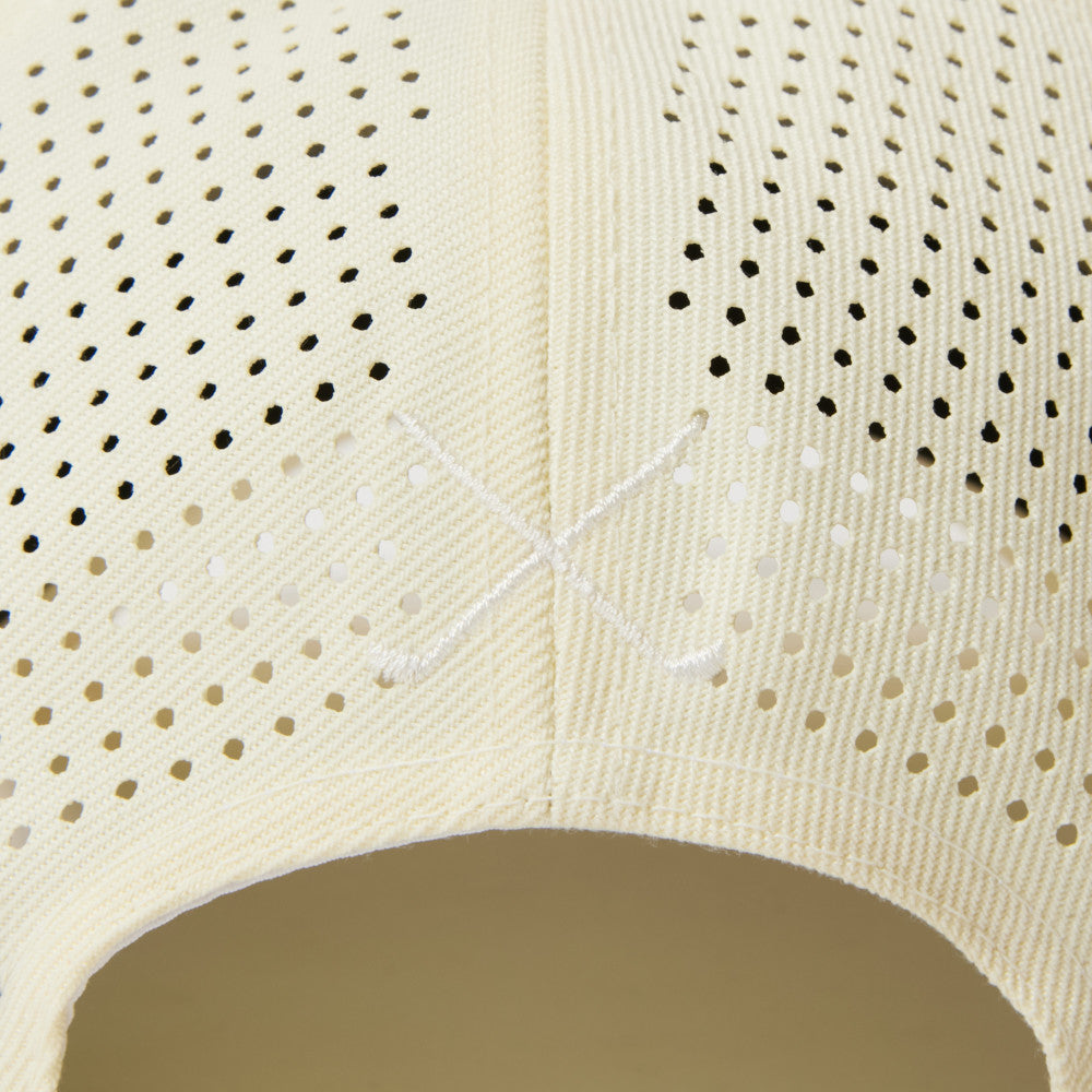 9FORTY A-Frame Golf Laser Perforated Simple Chrome White Snapback