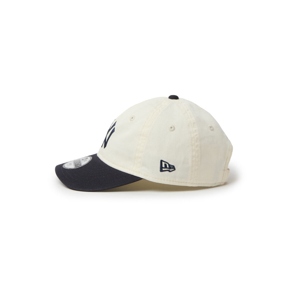 9TWENTY Kids New York Yankees 2-Tone Navy Visor Chrome White Adjustable