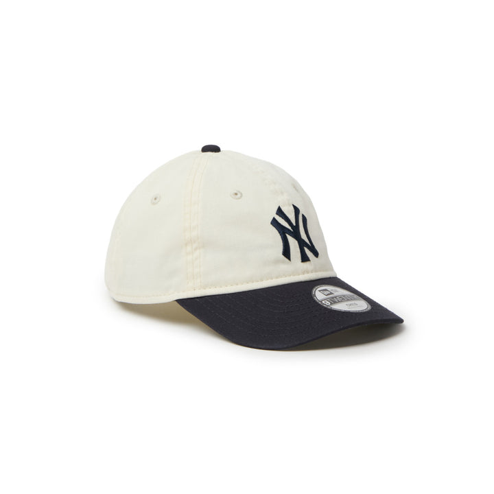 9TWENTY Kids New York Yankees 2-Tone Navy Visor Chrome White Adjustable