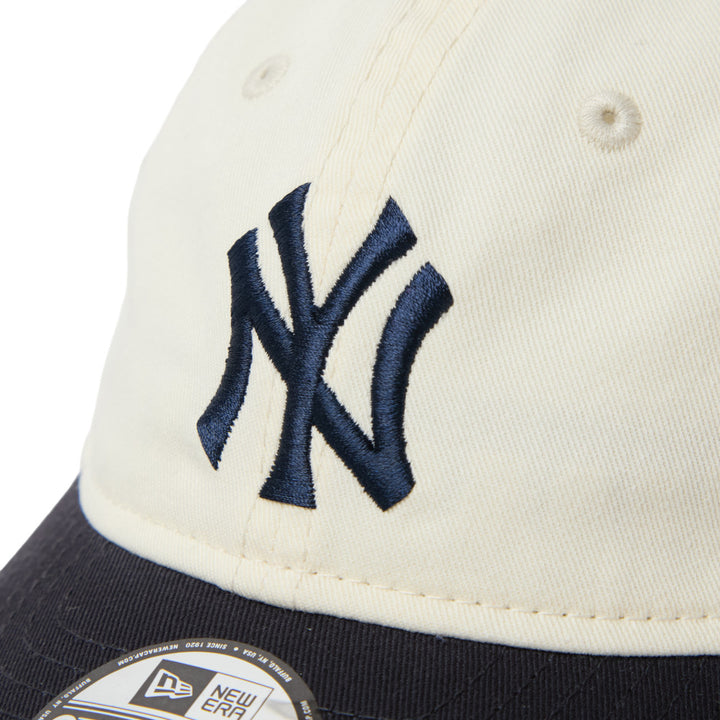 9TWENTY Kids New York Yankees 2-Tone Navy Visor Chrome White Adjustable
