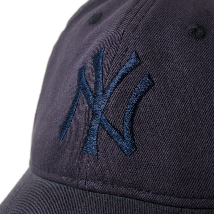 9FORTY CS Unstructured New York Yankees Sun Faded Navy Adjustable