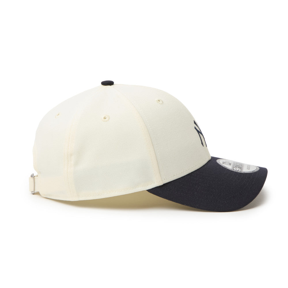9FORTY New York Yankees 2-Tone Navy Visor Chrome White Adjustable