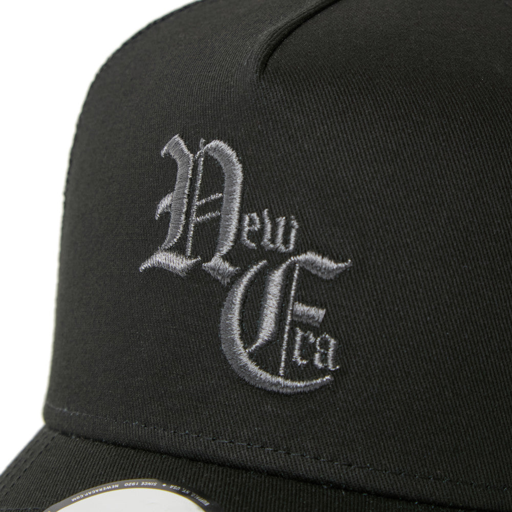 9FORTY A-Frame Trucker New Era Old English Black Snapback