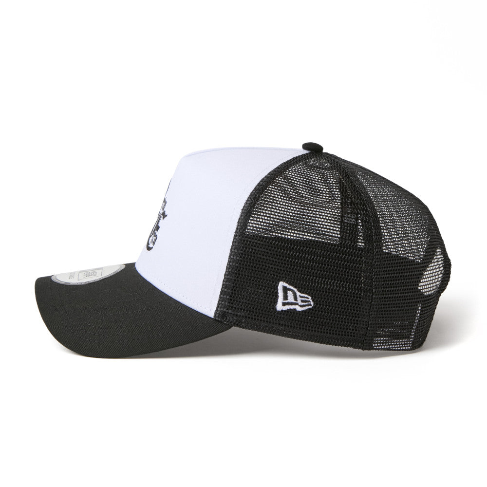 9FORTY A-Frame Trucker New Era Old English 2-Tone Black Visor White Snapback