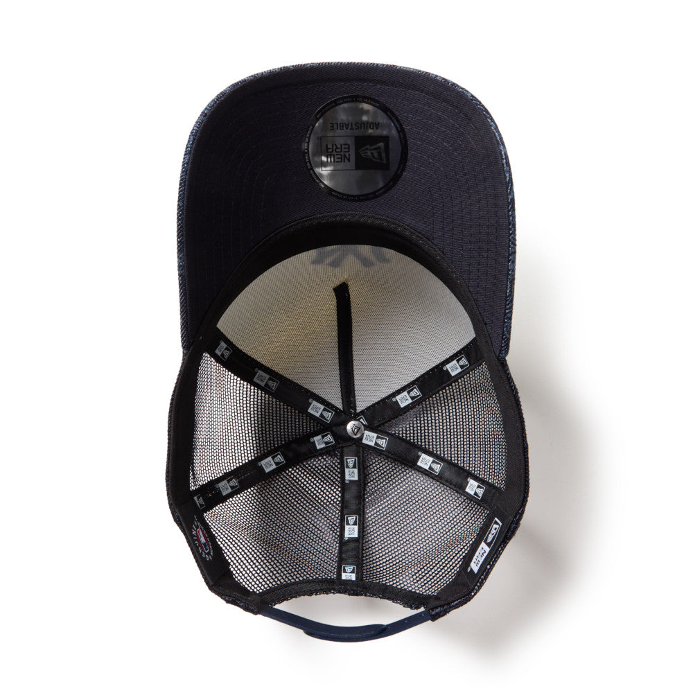 9FORTY A-Frame Trucker New York Yankees Laser Burn Out Denim 2-Tone Denim Visor Chrome White Snapback